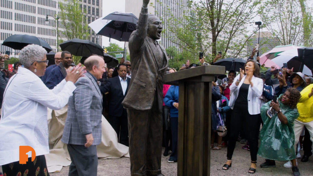 Detroit NAACP unveils Martin Luther King Jr. statue